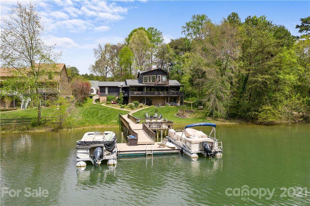 378 Ponderosa Circle - Photo 1