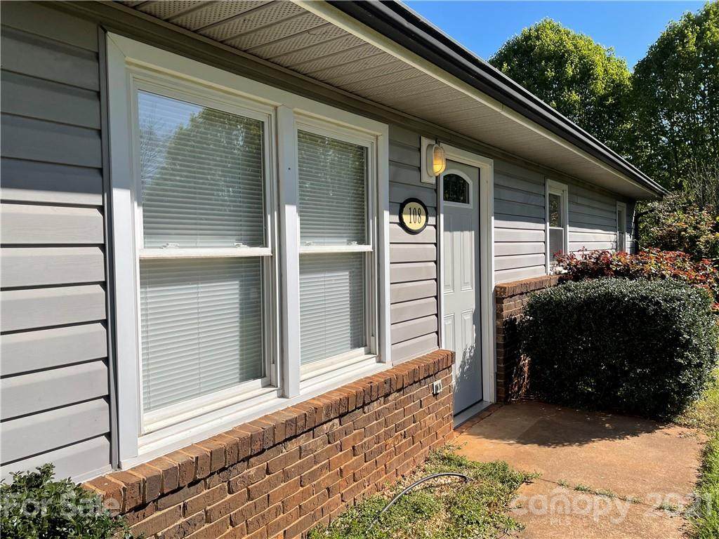 108 Winchester Drive - Photo 1