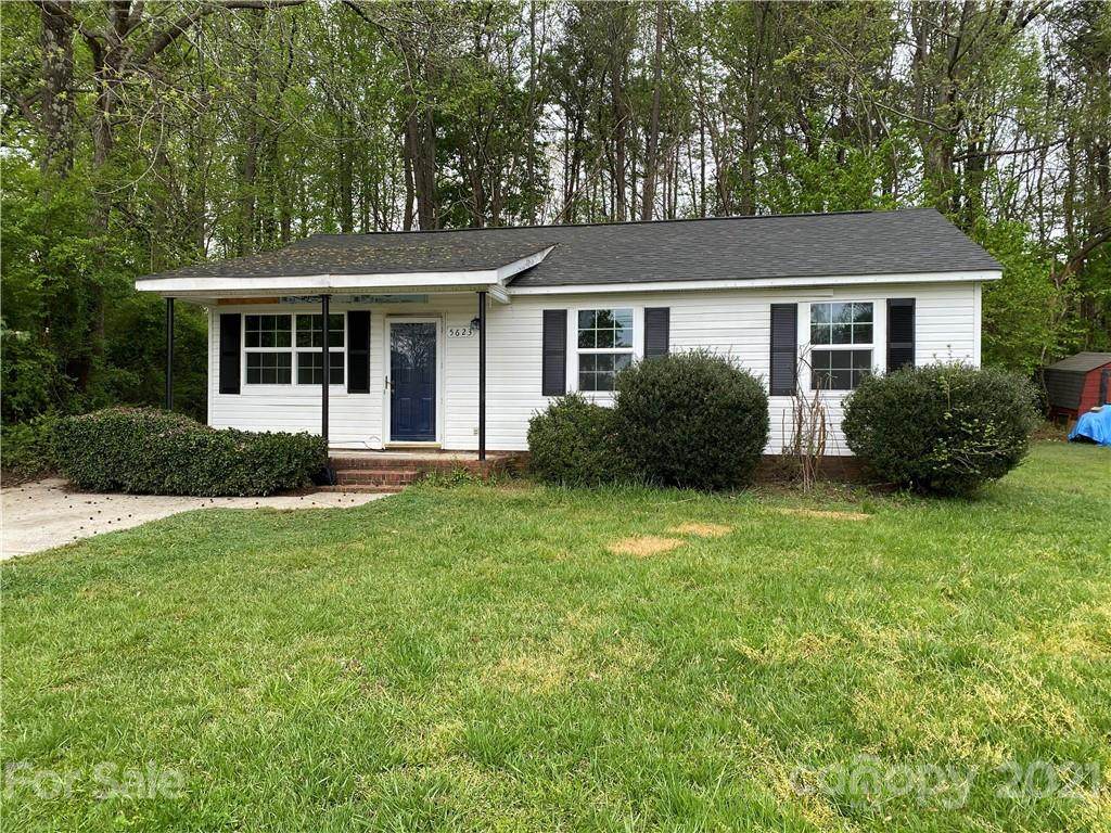 5623 Woodard Street - Photo 1