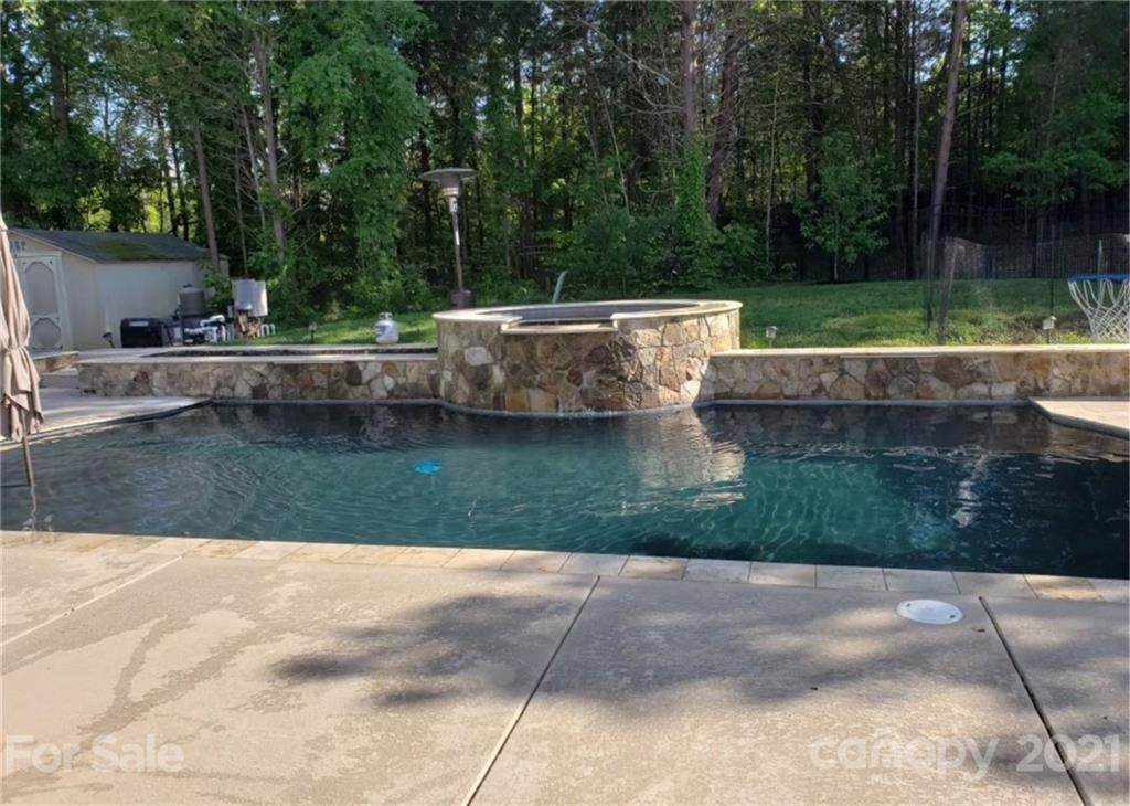 9901 Zackery Avenue - Photo 1