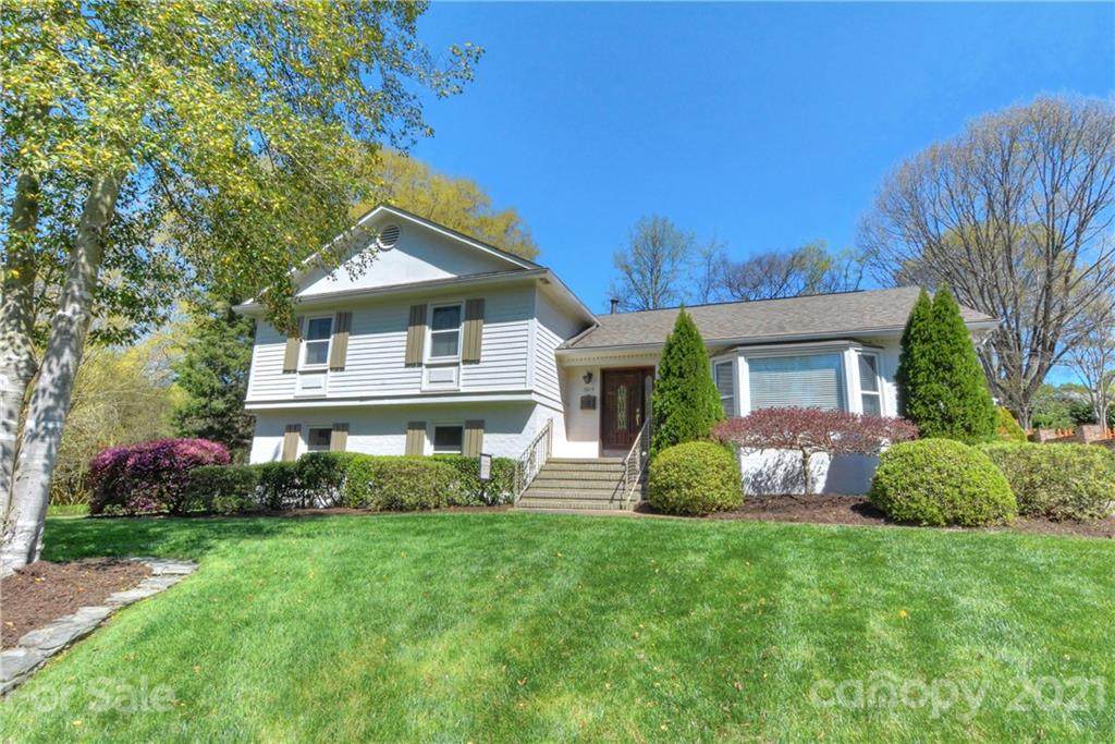 3925 Riverbend Road - Photo 1