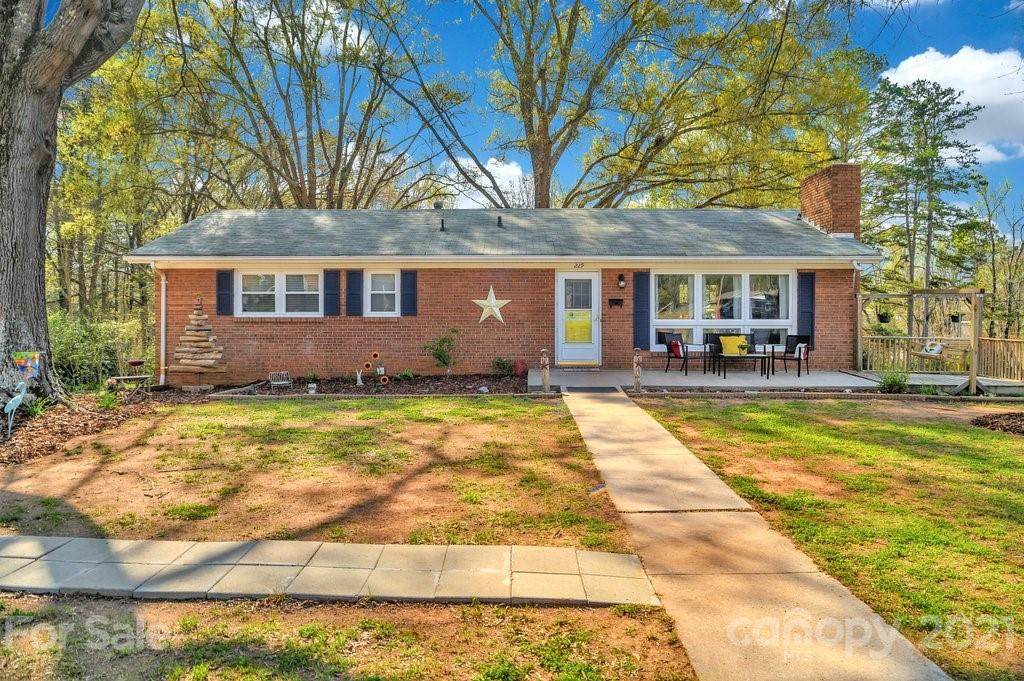 229 Fryling Avenue - Photo 1