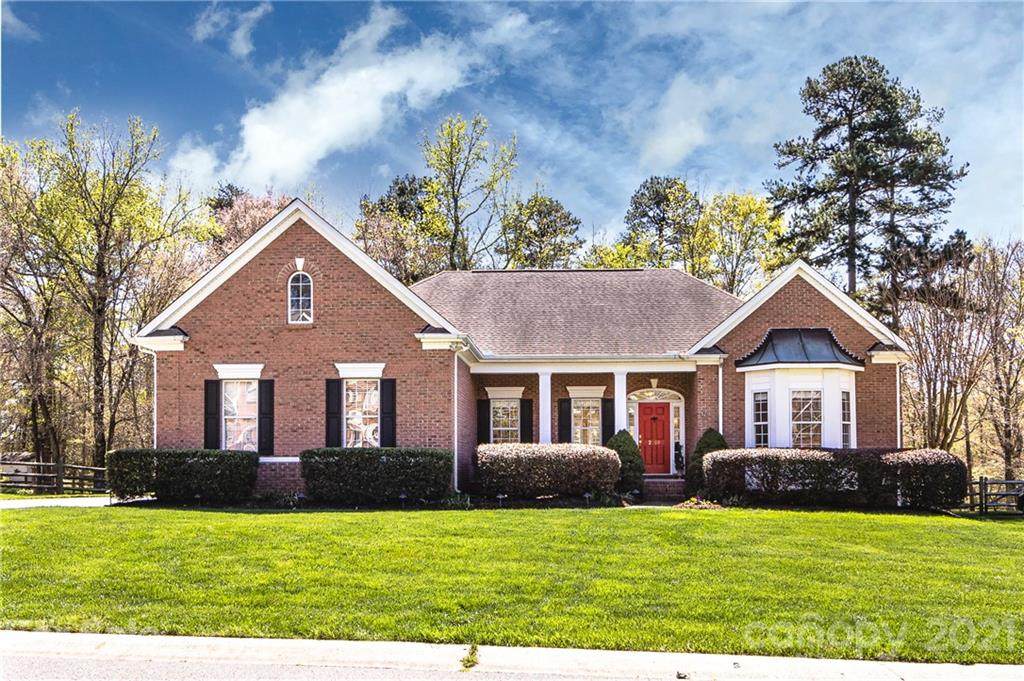 2708 Shady Reach Lane - Photo 1