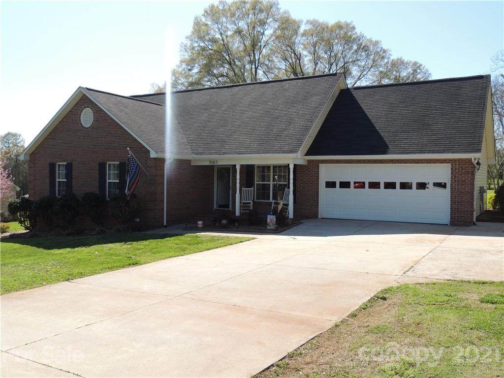 2065 Picnic Drive - Photo 1