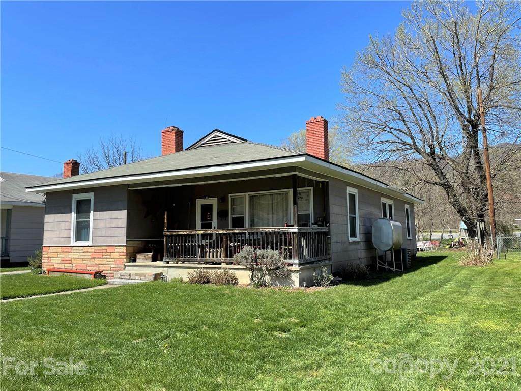 149 Edwards Avenue - Photo 1