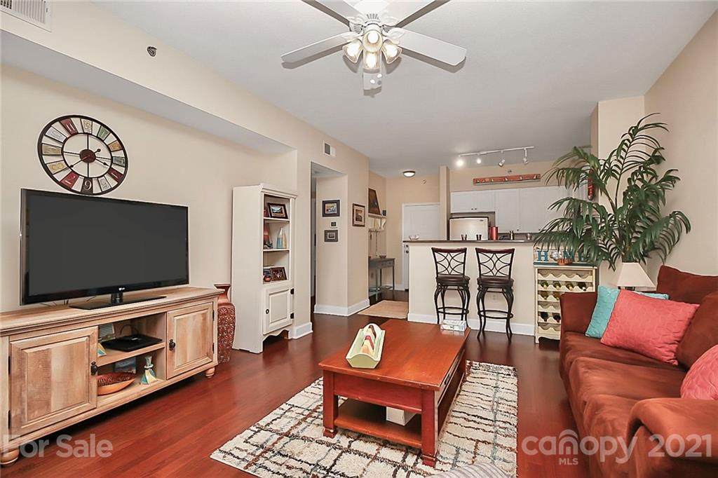 1315 East Boulevard - Photo 1