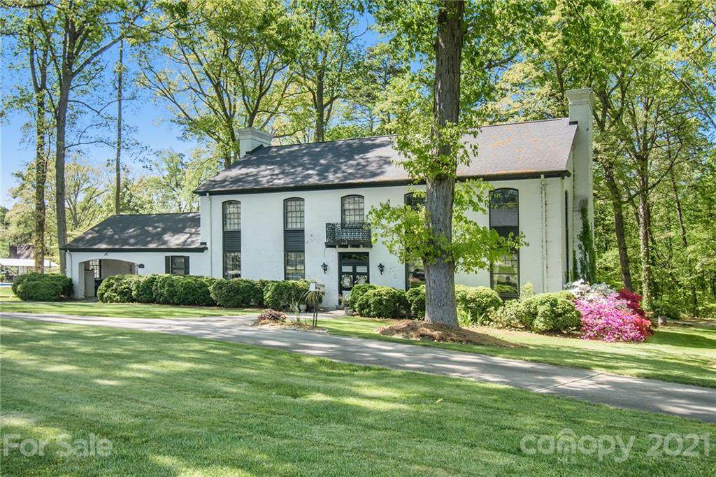 319 Zion Street - Photo 1