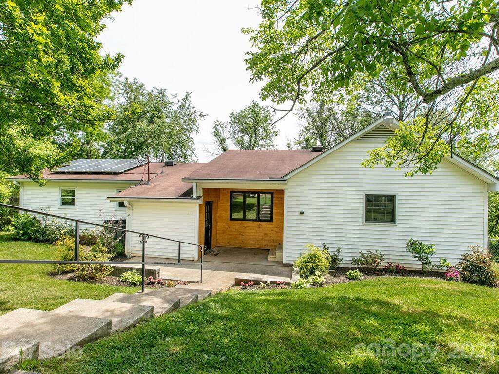 479 Riverview Drive - Photo 1