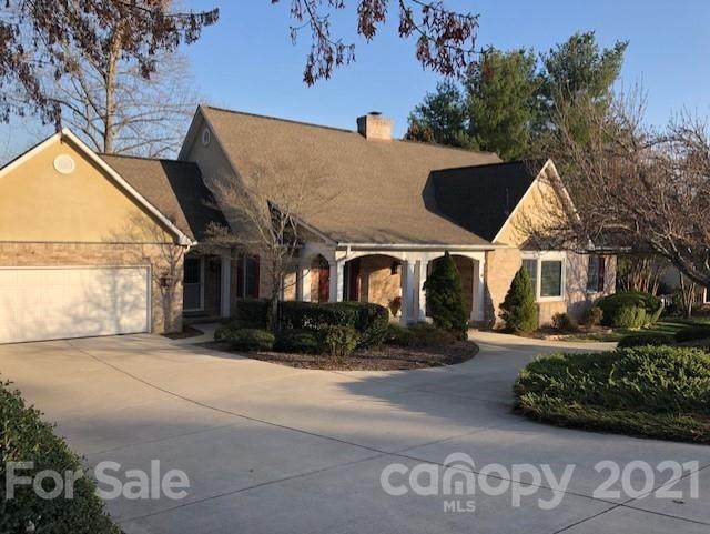 82 Hillcrest Drive - Photo 1