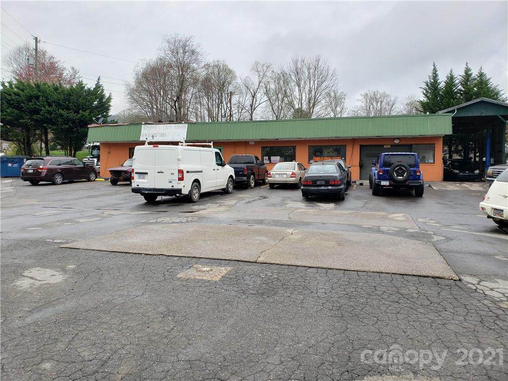 481 Deaverview Road - Photo 1