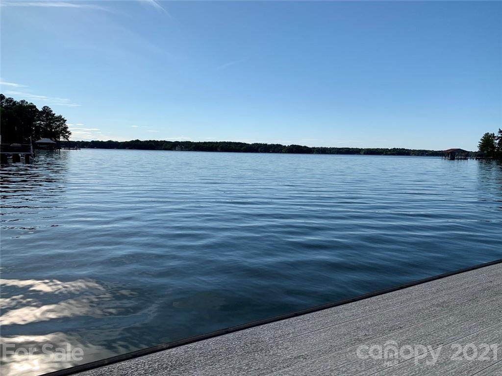 138 Lucent Lane - Photo 1