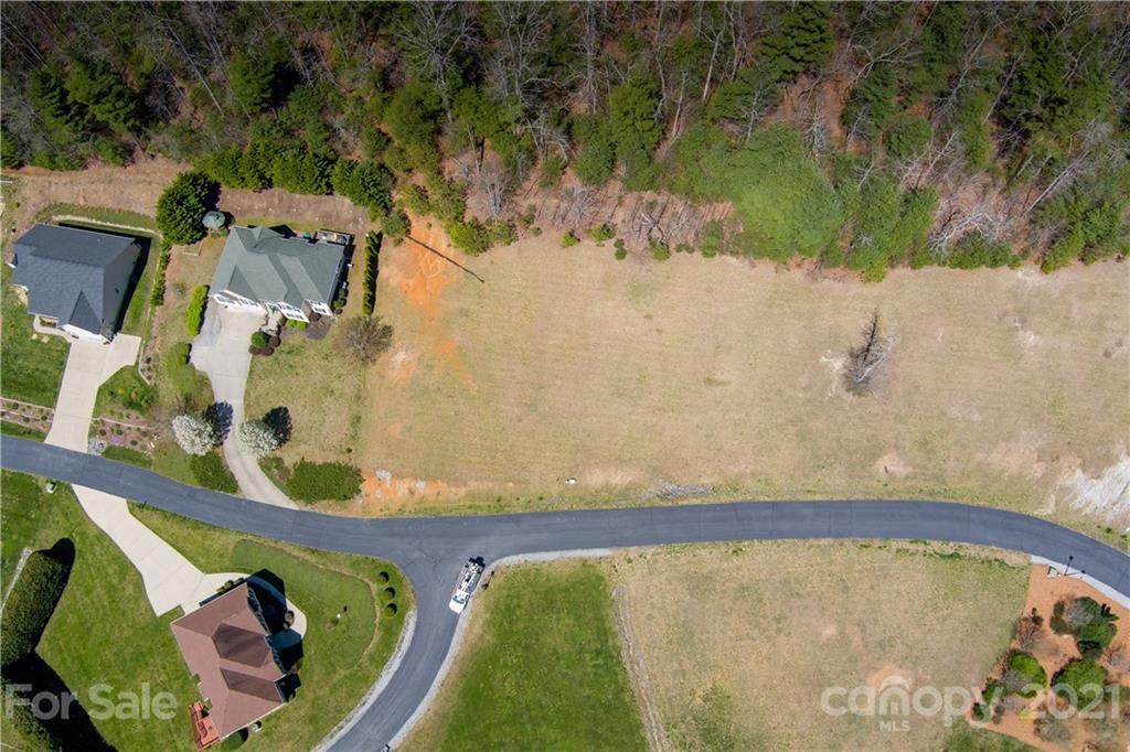146 Crab Meadow Drive - Photo 1