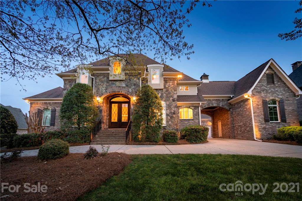 2106 Climbing Rose Lane - Photo 1