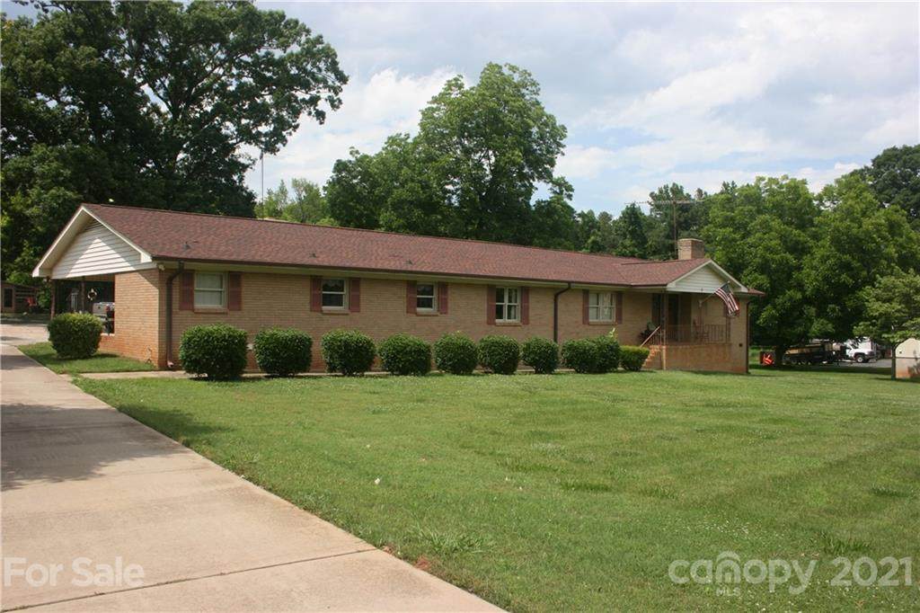 7503 Matthews Mint Hill Road - Photo 1