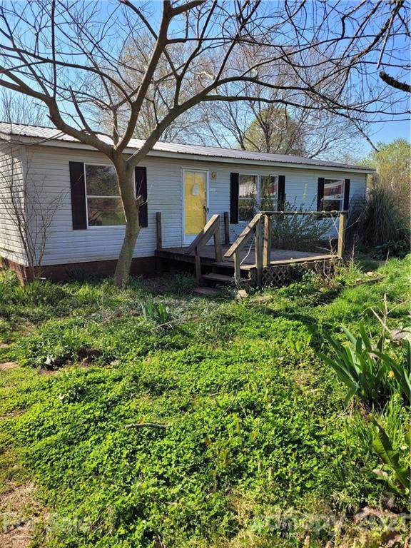104 Clear Creek Lane - Photo 1