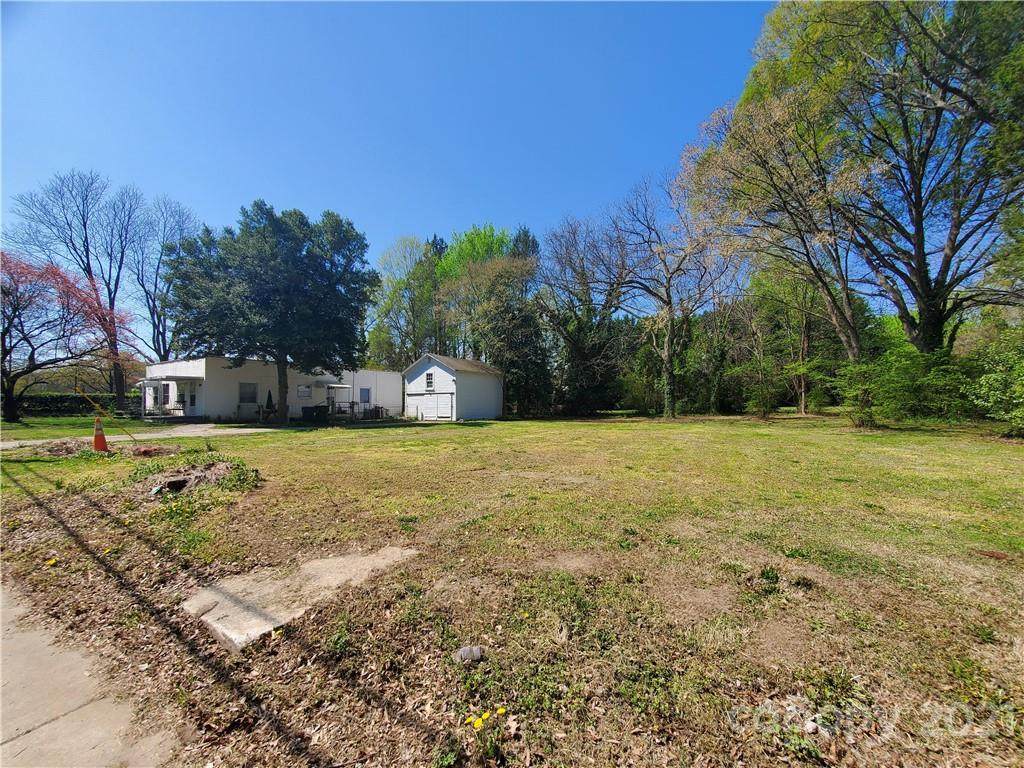 20205 Main Street - Photo 1