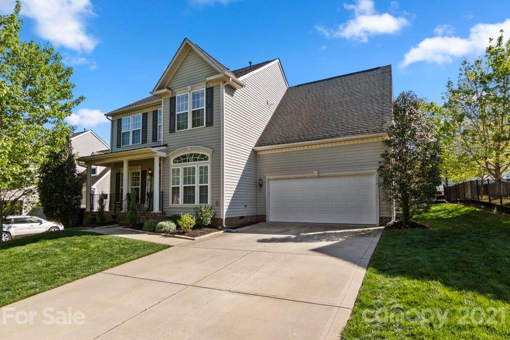 1034 Pepperwood Place - Photo 1