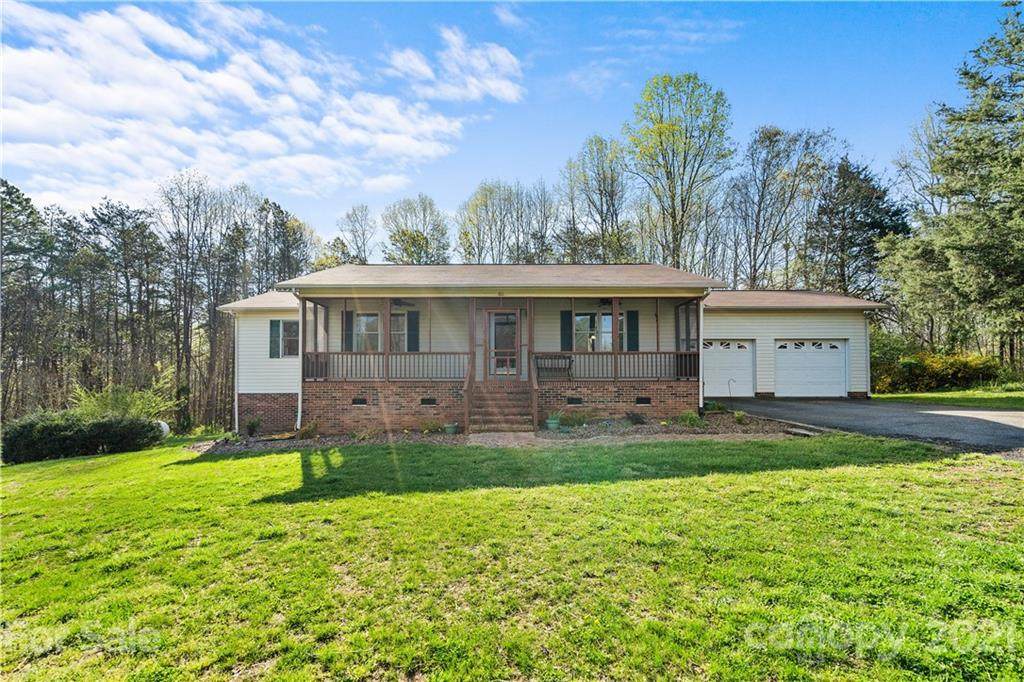 821 Bell Farm Road - Photo 1