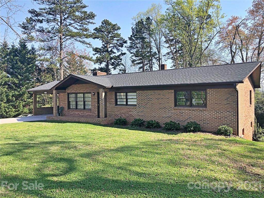 308 Main Avenue - Photo 1
