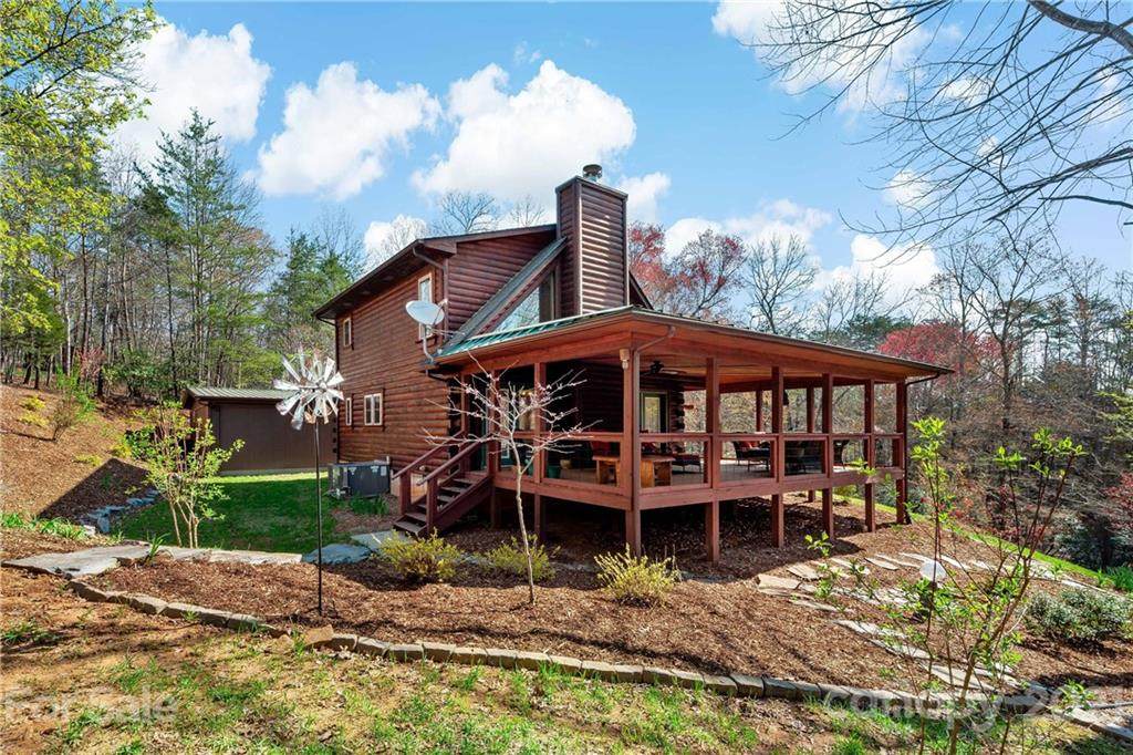 582 Cascades Parkway - Photo 1