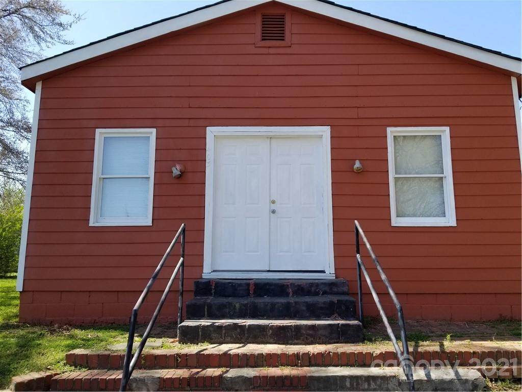 403 John Street - Photo 1