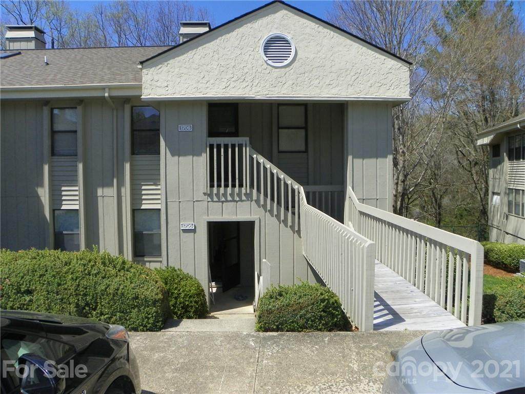 1705 Abbey Circle - Photo 1