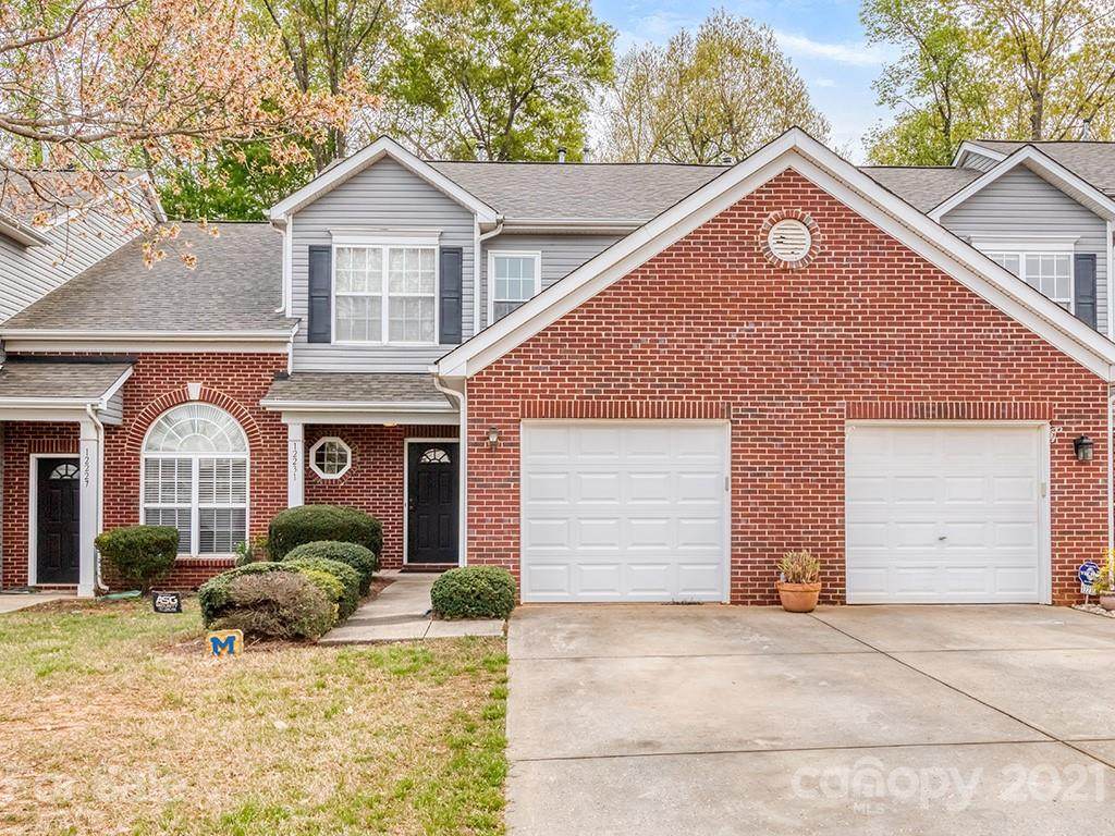 12231 Stratfield Place Circle - Photo 1