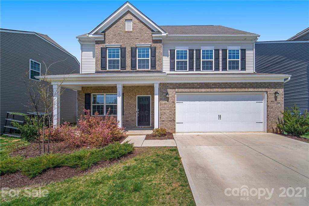 173 Paradise Hills Circle - Photo 1
