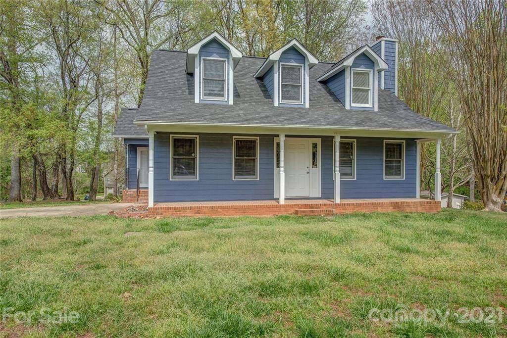 4411 Huntington Drive - Photo 1