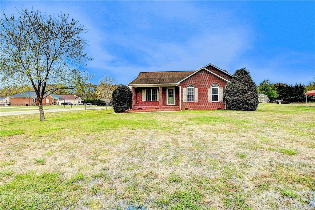 818 Sagefield Court - Photo 1