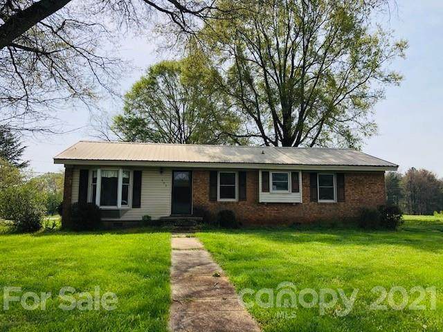 303 Greenbriar Road - Photo 1