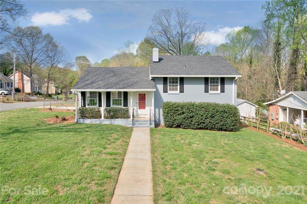 1945 Elmwood Drive - Photo 1