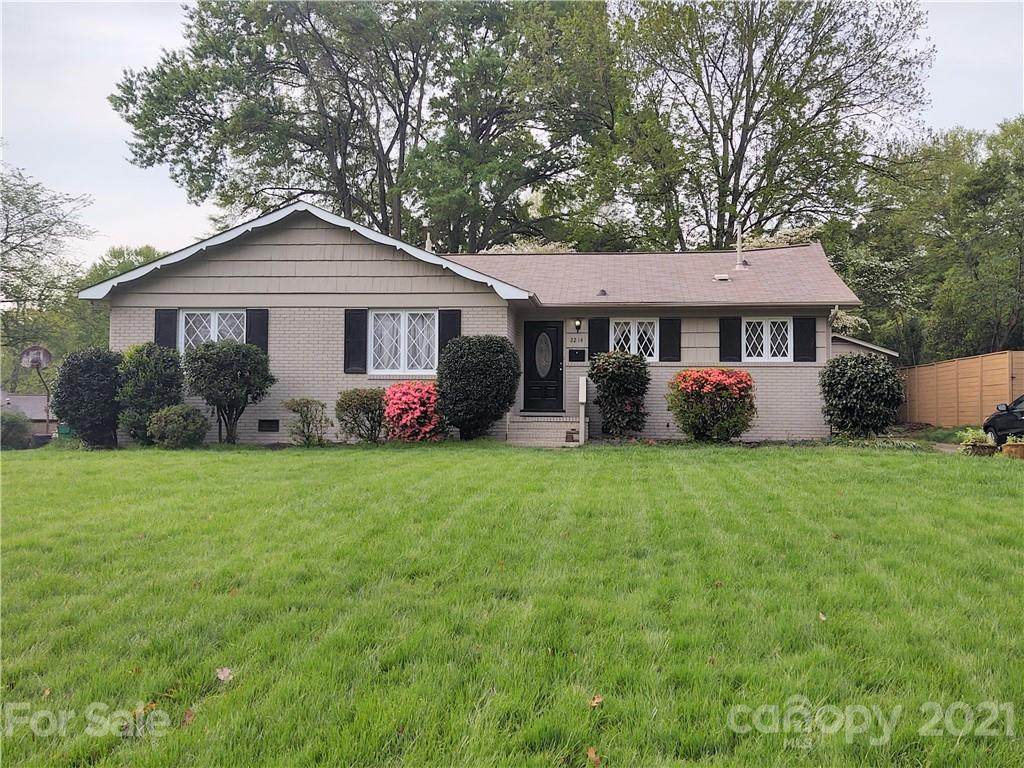 2214 Stonewood Drive - Photo 1