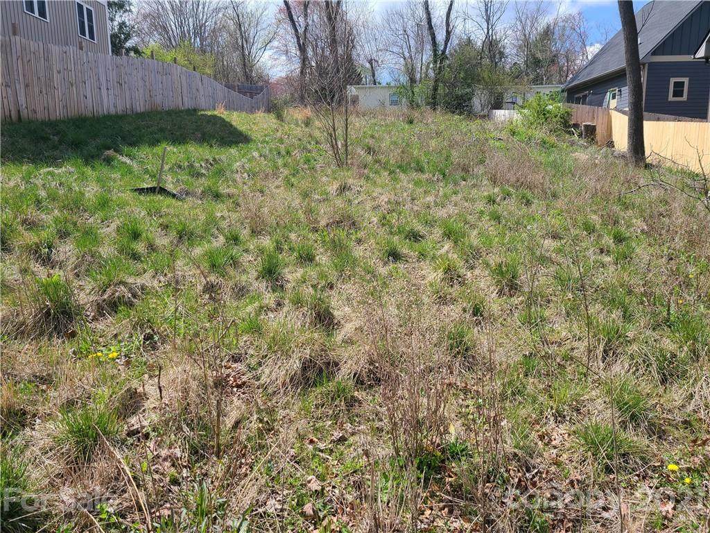 107 Portmanvilla Road - Photo 1