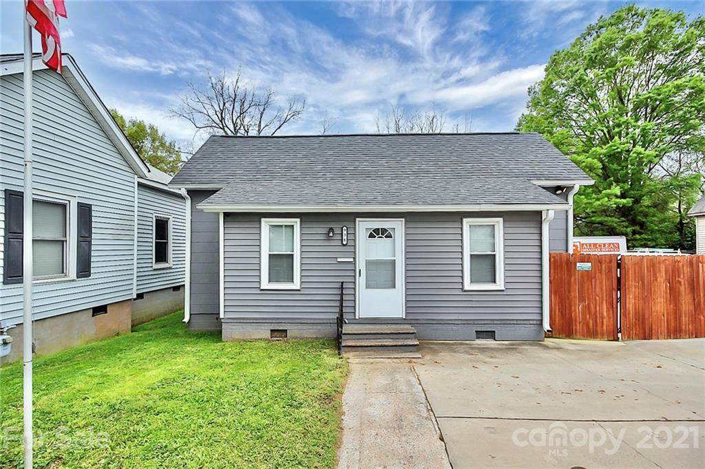 938 & 934 White Street - Photo 1