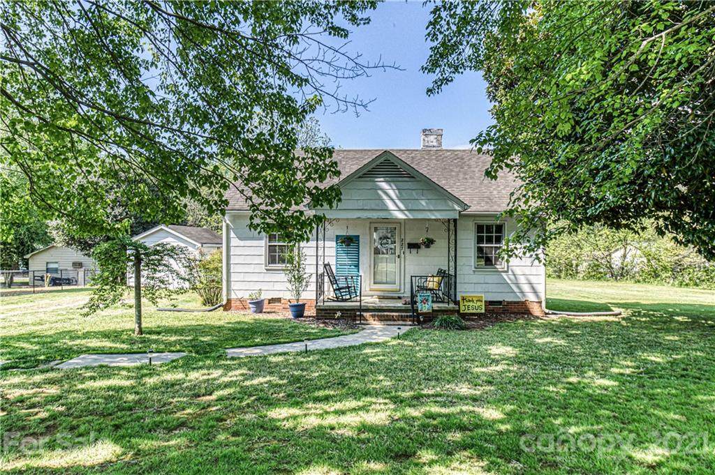227 Shady Lane - Photo 1