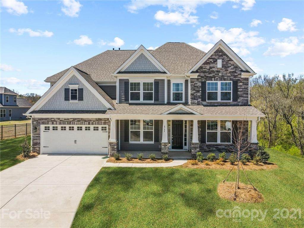 4745 Kingswood Drive - Photo 1