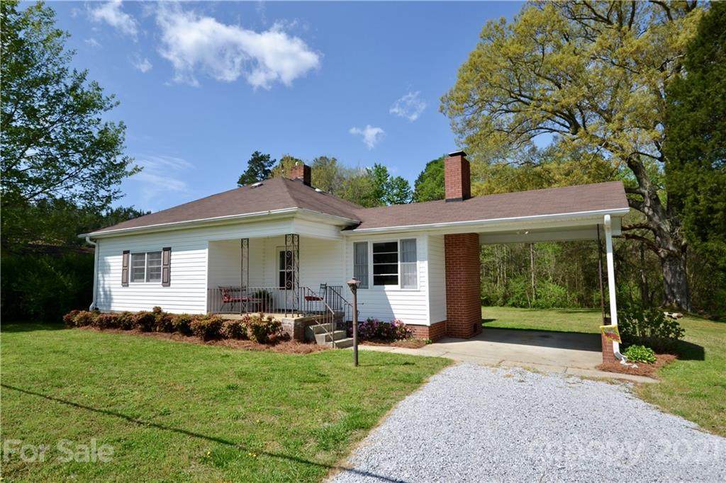 2747 Old Mocksville Road - Photo 1
