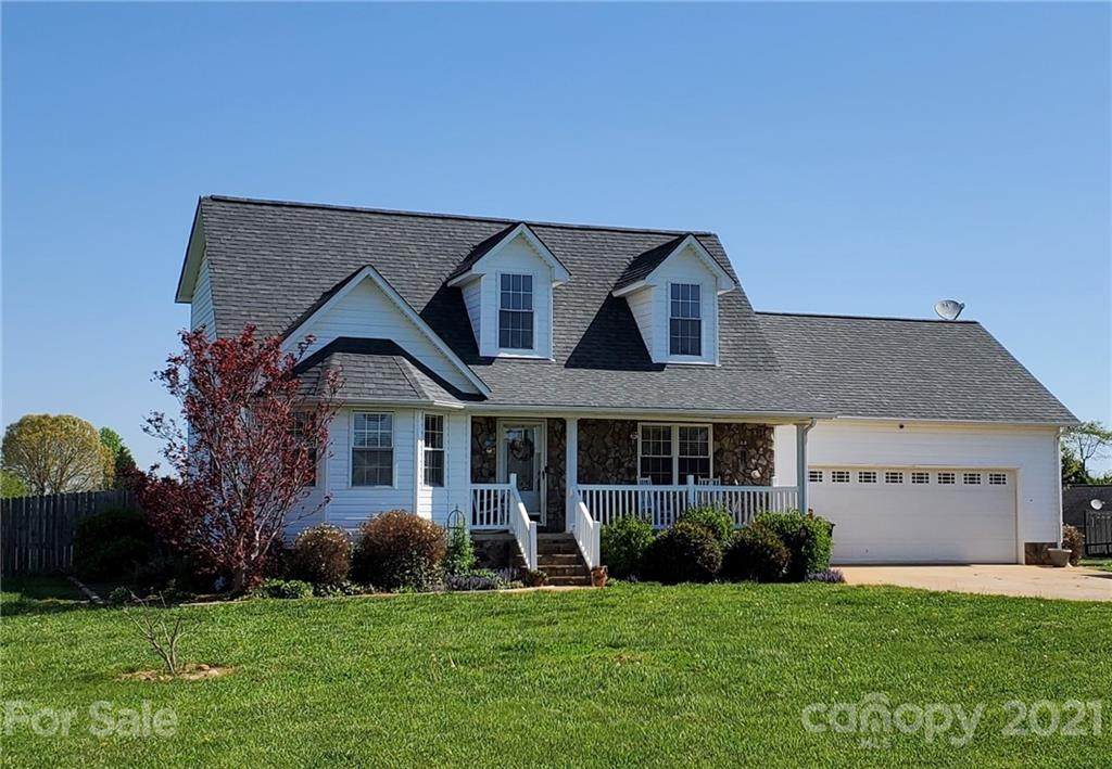 5216 Doe Meadow Court - Photo 1
