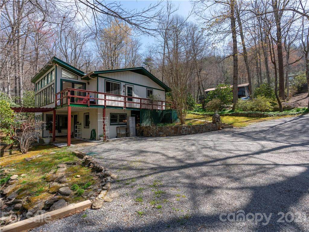 465 Beverly Road - Photo 1