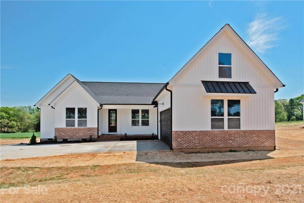 233 Lone Pine Road - Photo 1