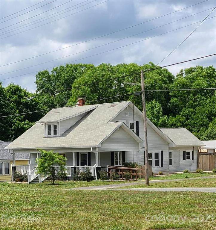302 Bethpage Road - Photo 1