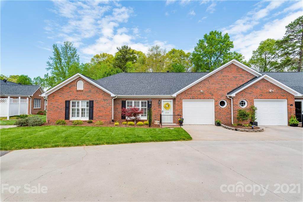 2224 Windsor Woods Drive - Photo 1