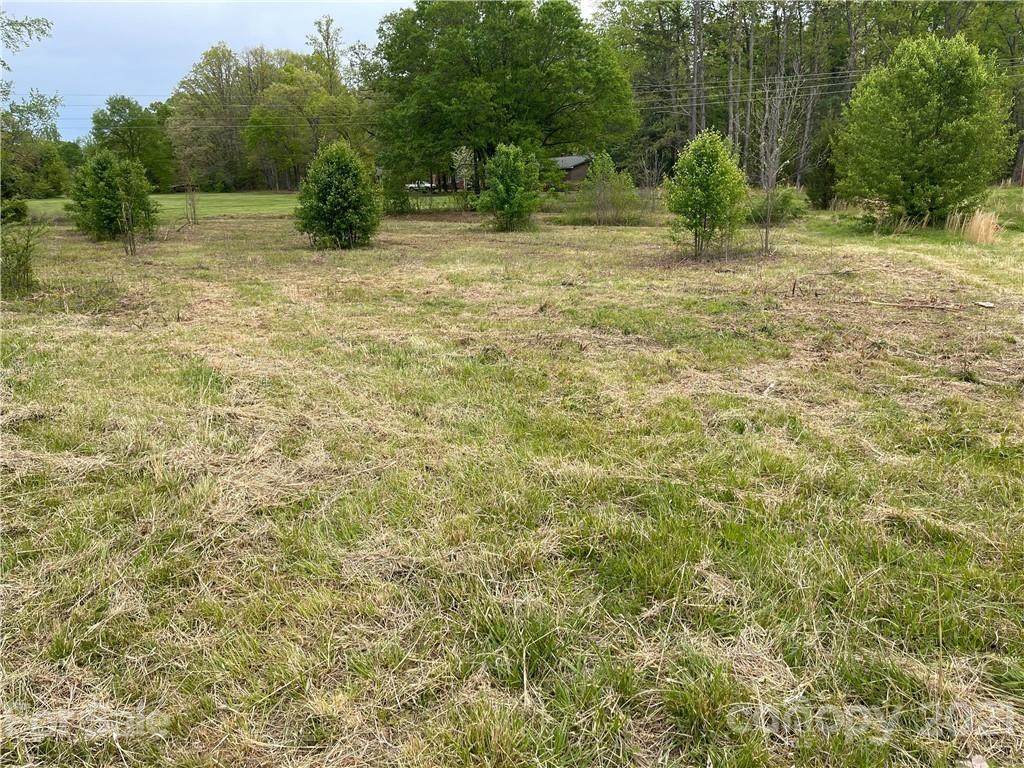 2818 Dallas Cherryville Highway - Photo 1