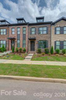 416 Linestowe Drive - Photo 1