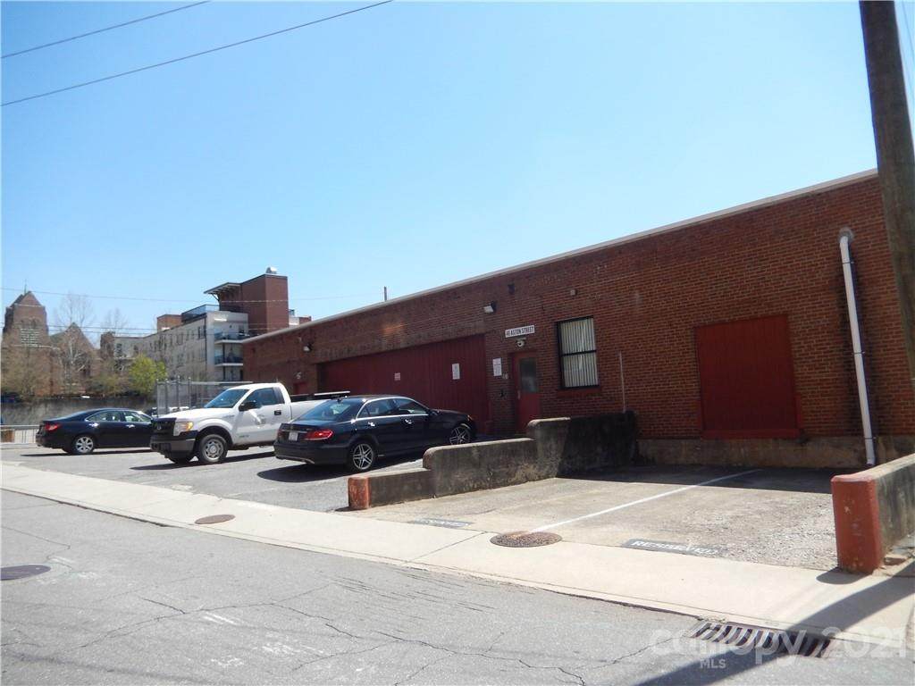 46 Aston Street - Photo 1