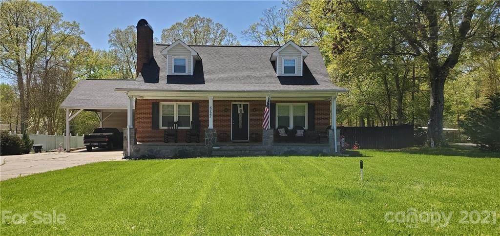 5121 Hickory Grove Road - Photo 1