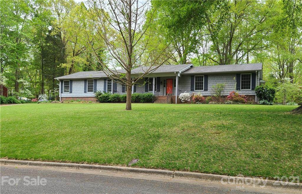 1305 Wales Road - Photo 1