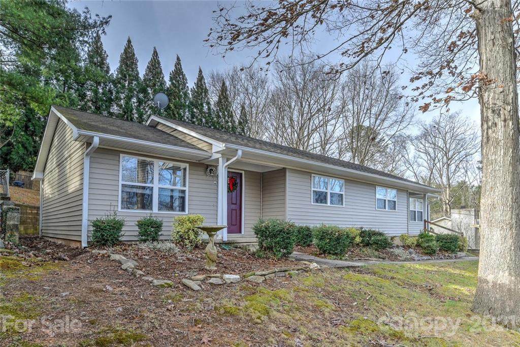 84 Johnston Boulevard - Photo 1
