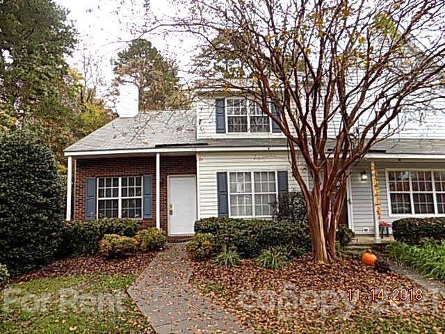 3210 Summercroft Lane - Photo 1